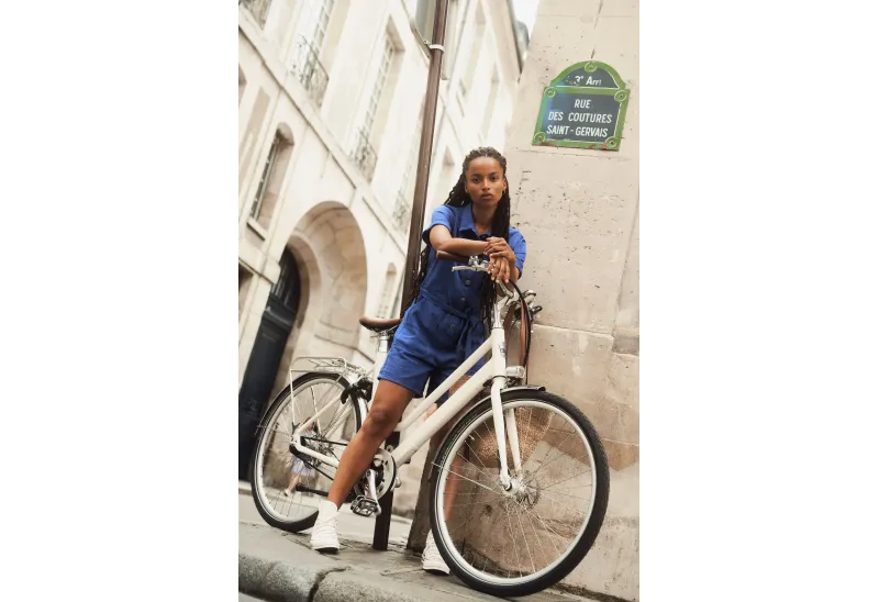 VOLTAIRE BELLECOUR  