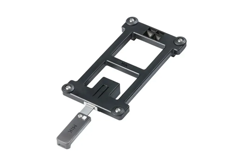 BASIL - ADAPTATEUR MIK POUR SACOCHES ET PANIERS 